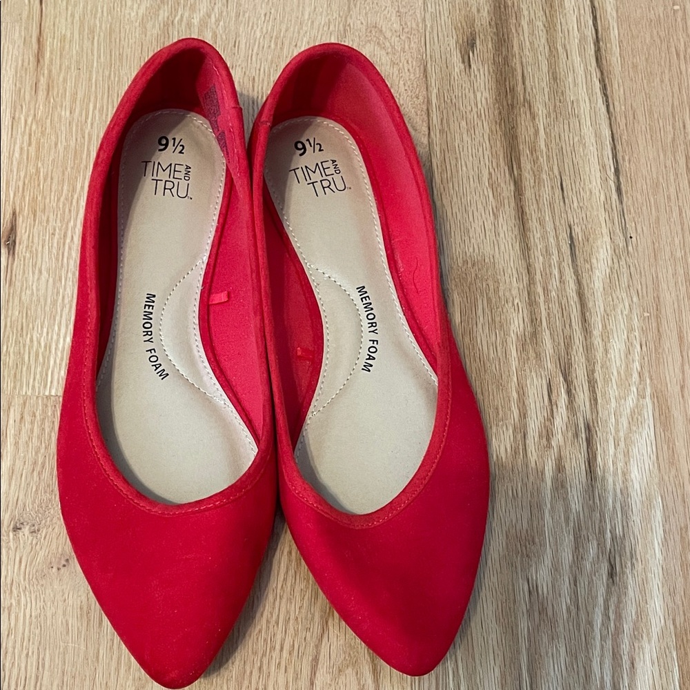 Time and Tru Women's Vibrant Red Flats